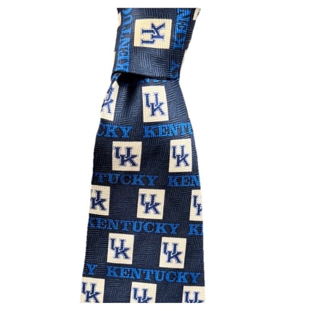 Vintage University of Kentucky UK  Neck Tie Repeat Pattern By Merge left